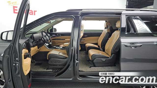 Kia Carnival 2021 — Şəkil 9/20
