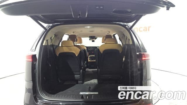 Kia Carnival 2021 — Şəkil 20/20
