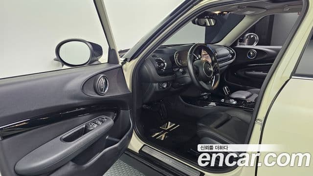 Mini Cooper Clubman 2021 — Şəkil 10/20