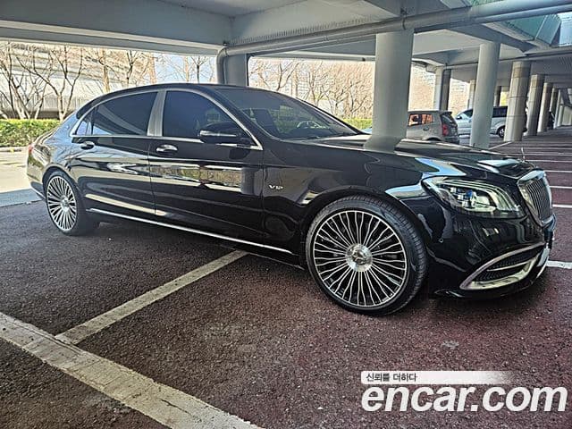 Mercedes-Benz S-Class 2018 — Photo 7/20