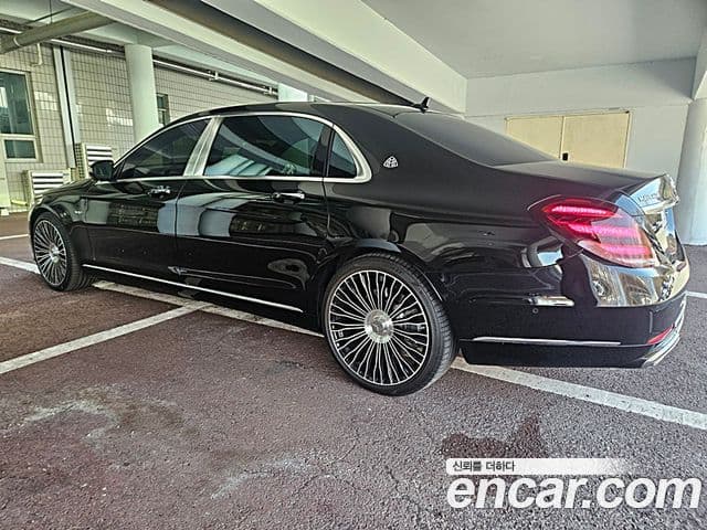 Mercedes-Benz S-Class 2018 — Photo 6/20