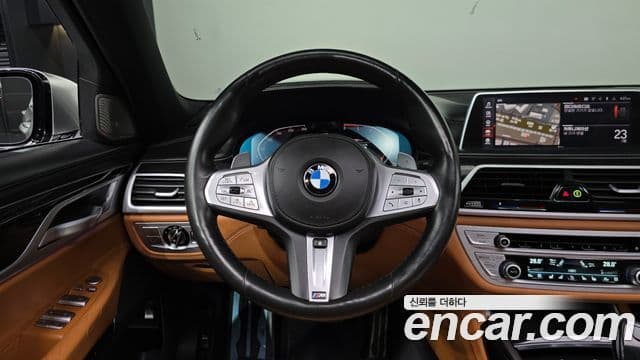 BMW 7 Series 2020 — ფოტო 13/20