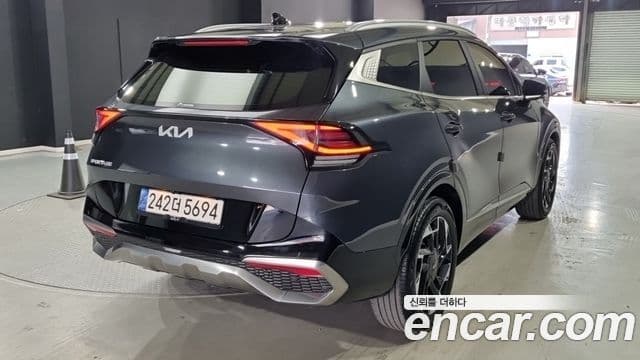 Kia Sportage 2021 — Şəkil 1/18