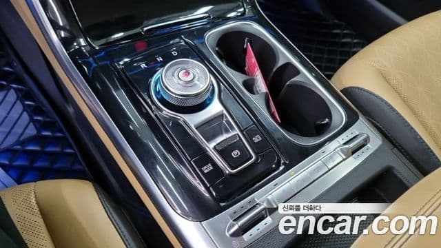 Kia Carnival 2021 — Фото 7/18