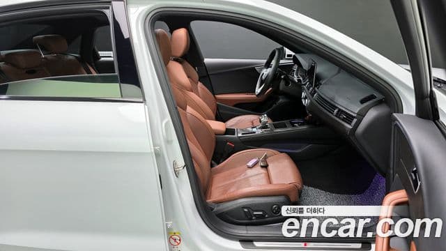 Audi A4 2022 — фото 10 из 20