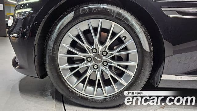 Genesis Electrified G80 2022 — Şəkil 5/20