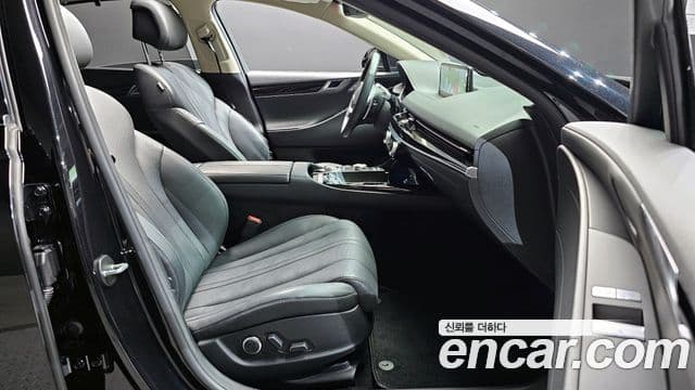Genesis Electrified G80 2022 — Şəkil 10/20