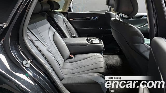 Genesis Electrified G80 2022 — Şəkil 12/20