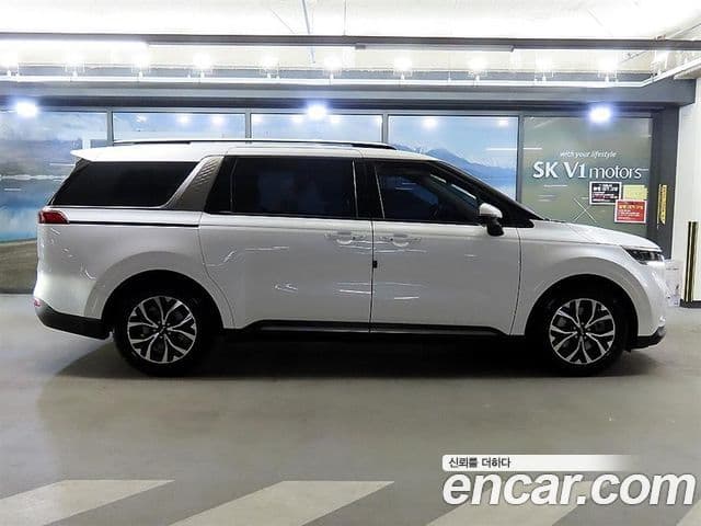 Kia Carnival 2021 — Фото 5/20