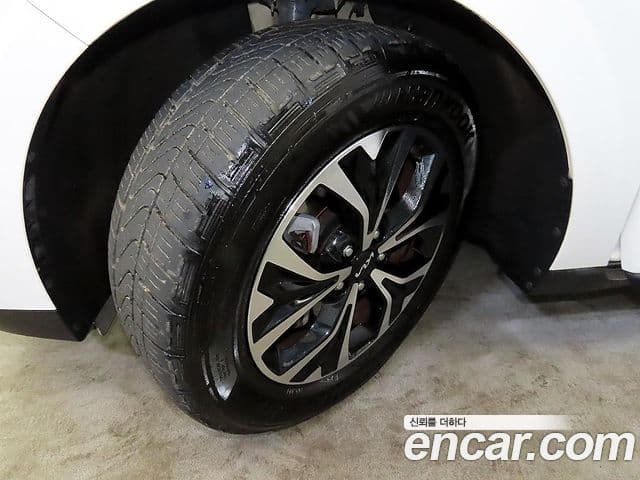 Kia Carnival 2021 — Фото 20/20