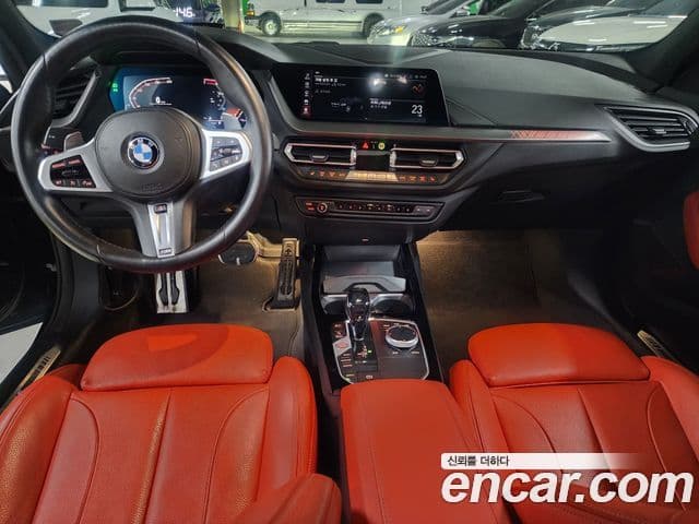 BMW 1 Series 2021 — ფოტო 9/20