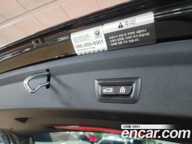 BMW 1 Series 2021 — ფოტო 18/20