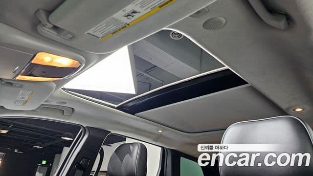 Jeep Grand Cherokee 2021 — Şəkil 17/20