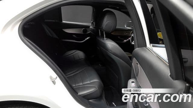 Mercedes-Benz C-Class 2021 — Фото 12/20