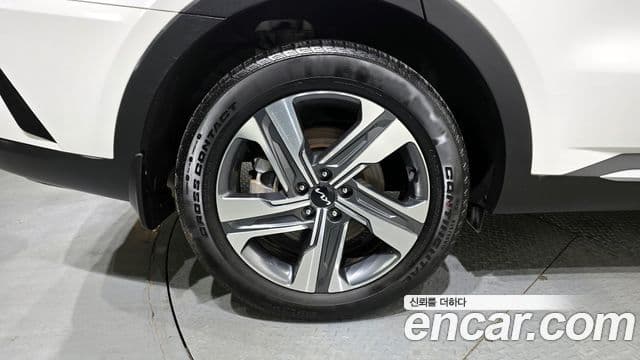 Kia Sorento 2022 — ფოტო 5/20