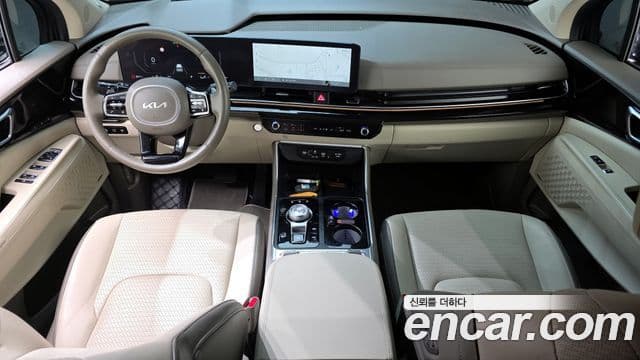 Kia Carnival 2024 — Şəkil 7/20