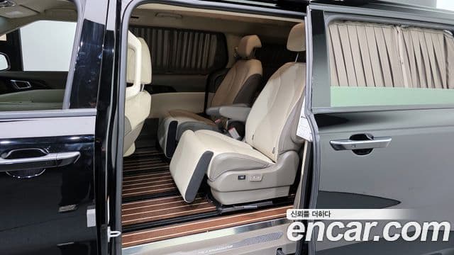 Kia Carnival 2024 — Şəkil 11/20