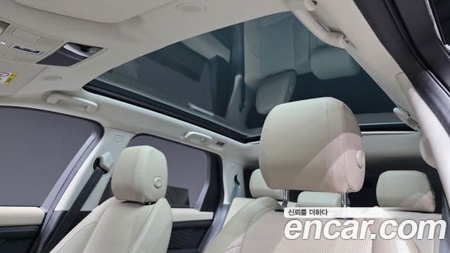 Land Rover Discovery Sport 2022 — Photo 7/20