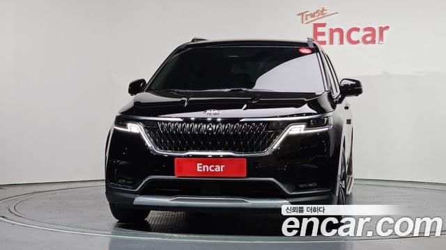 Kia Carnival 2021 — Фото 3/20