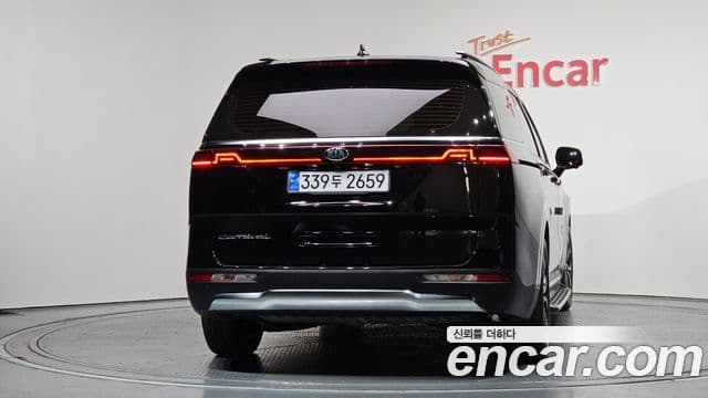 Kia Carnival 2021 — Фото 4/20