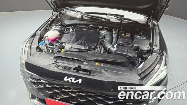 Kia K8 2021 — ფოტო 6/20