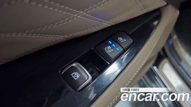 Kia K8 2021 — ფოტო 18/20