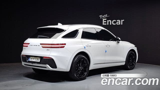Genesis GV70 2021 — ფოტო 2/20