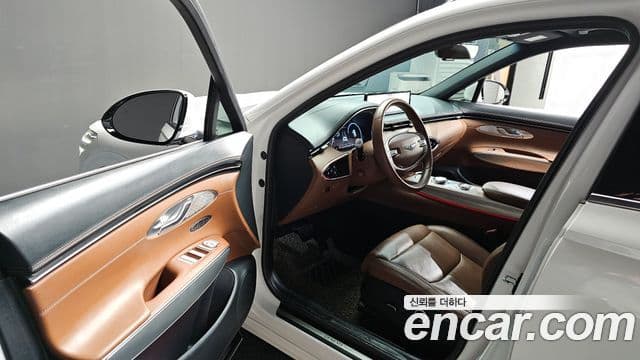 Genesis GV70 2021 — ფოტო 10/20