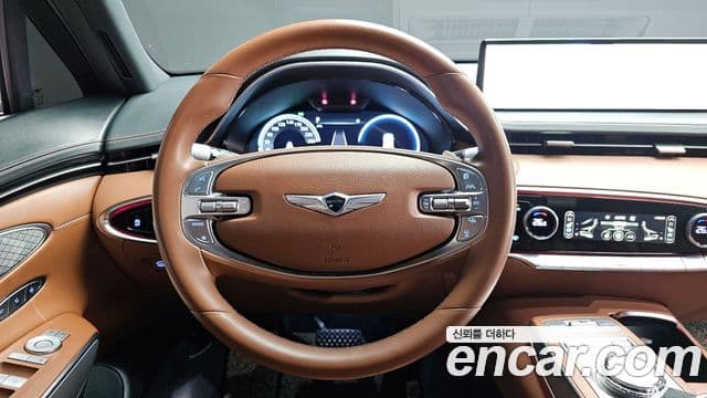 Genesis GV70 2021 — ფოტო 13/20