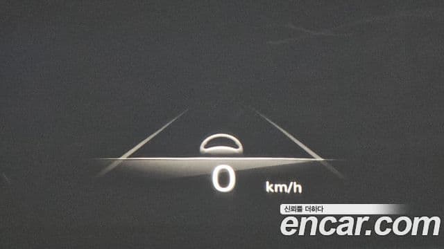 Genesis GV70 2021 — ფოტო 15/20