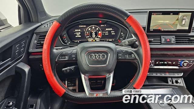 Audi Q5 2020 — ფოტო 13/20