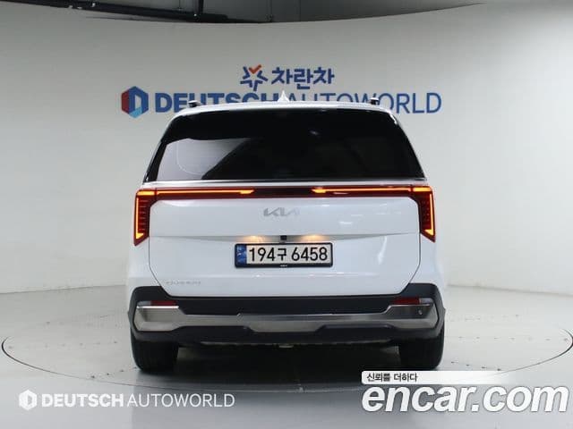 Kia Carnival 2024 — Фото 3/20