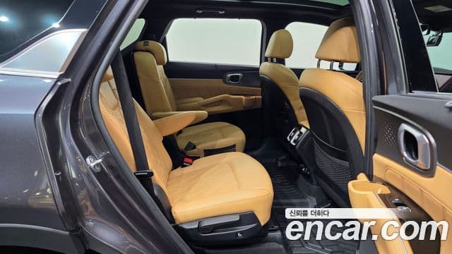 Kia Sorento 2020 — Фото 12/20