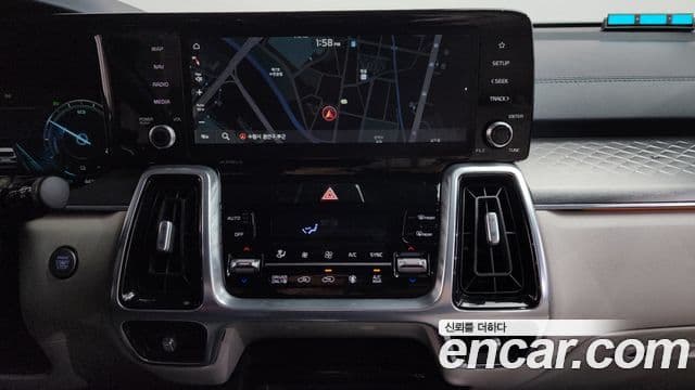 Kia Sorento 2020 — ფოტო 14/20