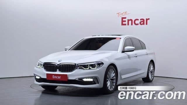 BMW 5 Series 2018 — Şəkil 1/20