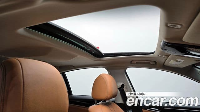 BMW 5 Series 2018 — Şəkil 20/20