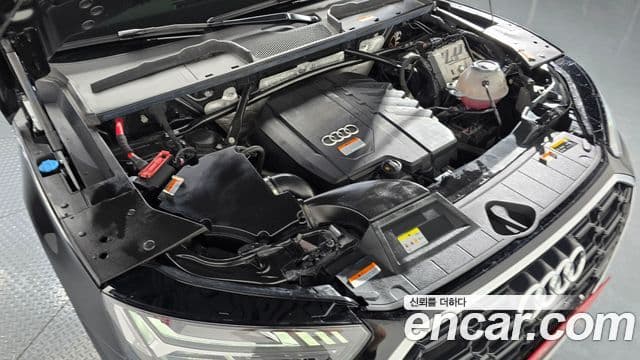 Audi Q5 2021 — Photo 15/20
