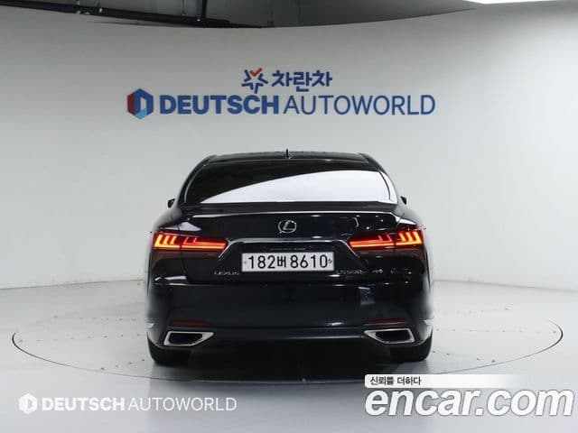 Lexus LS500 2021 — Şəkil 3/20