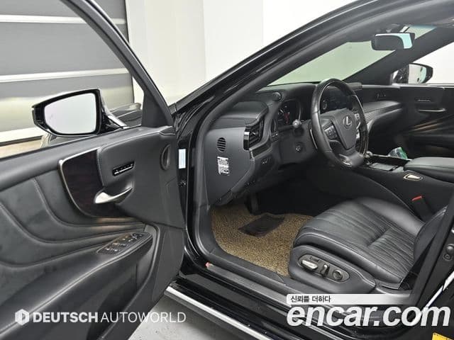 Lexus LS500 2021 — Şəkil 11/20