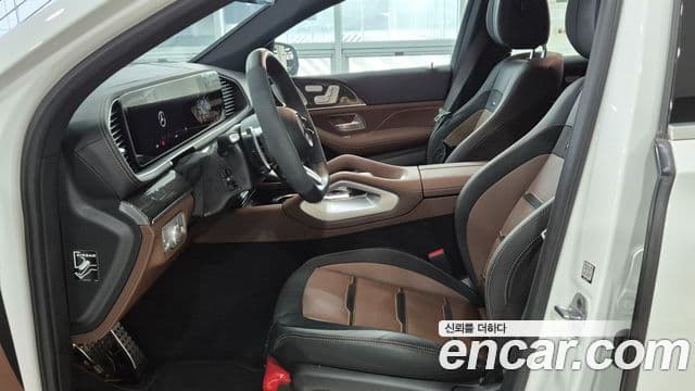 Mercedes-Benz GLE-Class 2025 — Фото 9/20