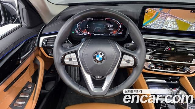 BMW 5 Series 2021 — Фото 13/20