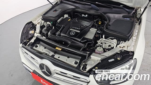 Mercedes-Benz GLC-Class 2021 — ფოტო 8/20
