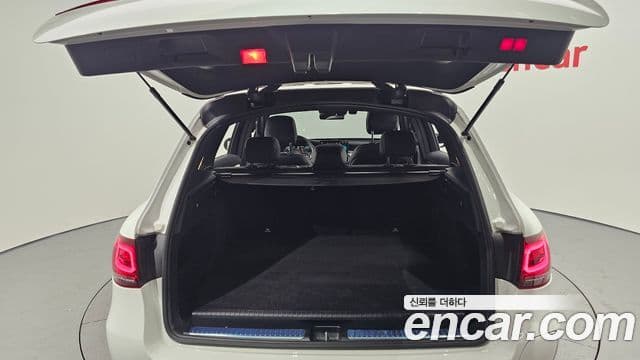 Mercedes-Benz GLC-Class 2021 — ფოტო 10/20