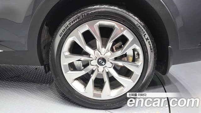 Kia Sorento 2020 — фото 5 из 20