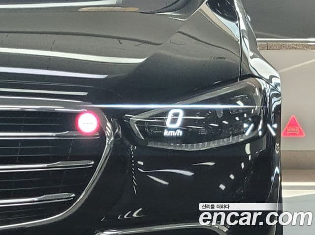 Mercedes-Benz S-Class 2023 — ფოტო 9/20