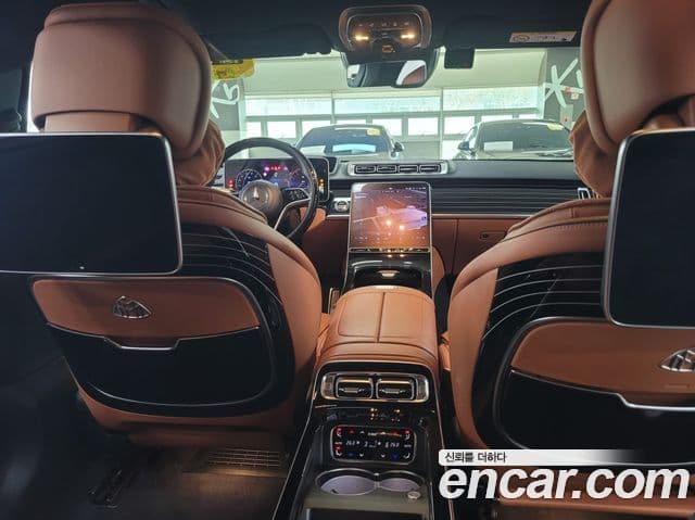 Mercedes-Benz S-Class 2023 — ფოტო 17/20