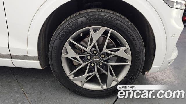 Genesis GV70 2021 — ფოტო 5/20