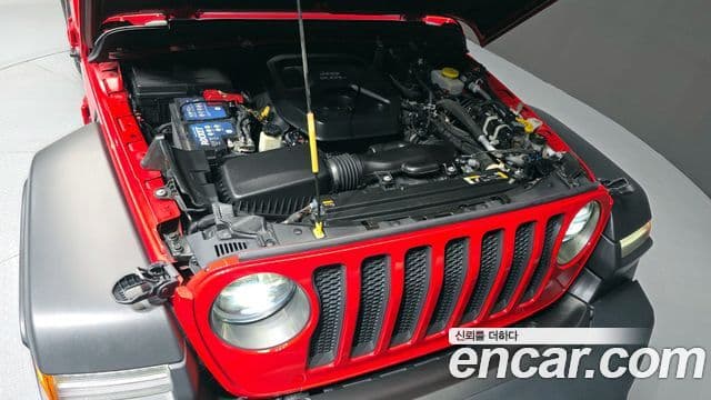 Jeep Wrangler 2021 — Photo 19/20