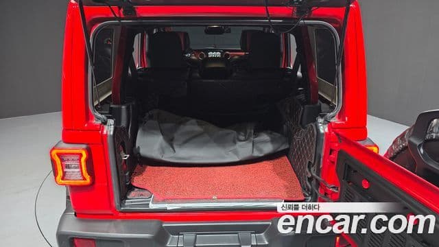 Jeep Wrangler 2021 — Photo 15/20