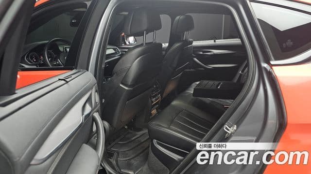 BMW X6 2018 — Photo 1/20